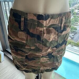 H&M Divided Camouflage Skirt [COPY]